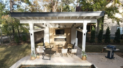 Covered Porch/Pergola Photo